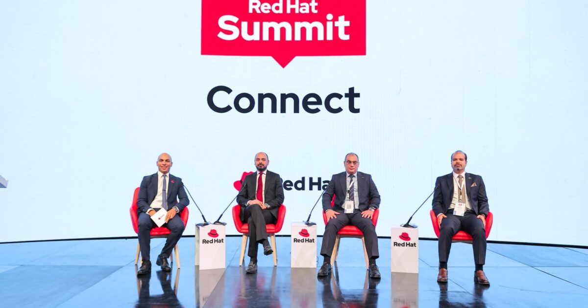 مة "كونكت إيجيبت" عملاء وشركاء "ريد هات" في مصر