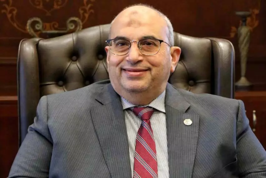 المحاسب الضريبي أشرف عبد الغني