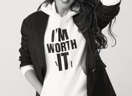 لوريال باريس تعلن عن انضمام ياسمين صبري كسفيرة للعلامة التجارية في الشرق الأوسط