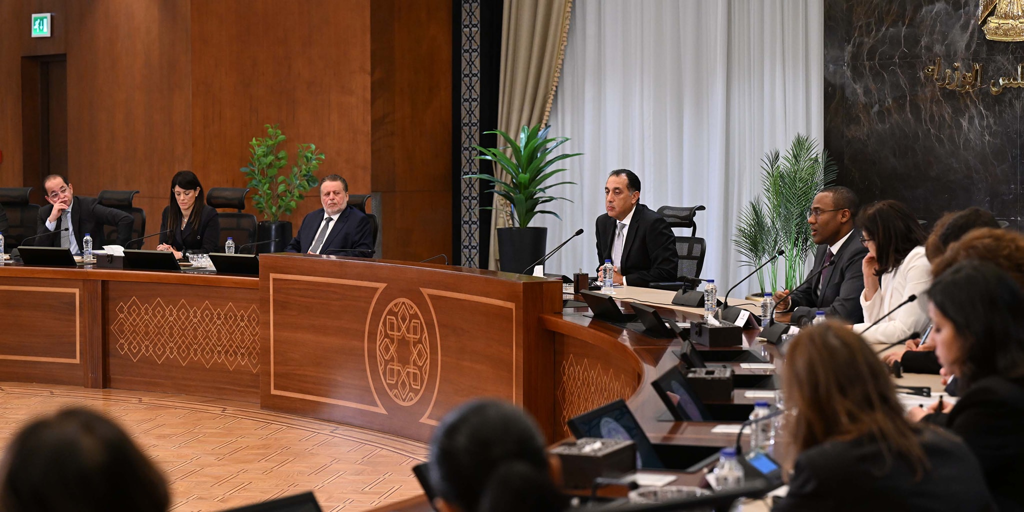 رئيس مجلس الوزراء