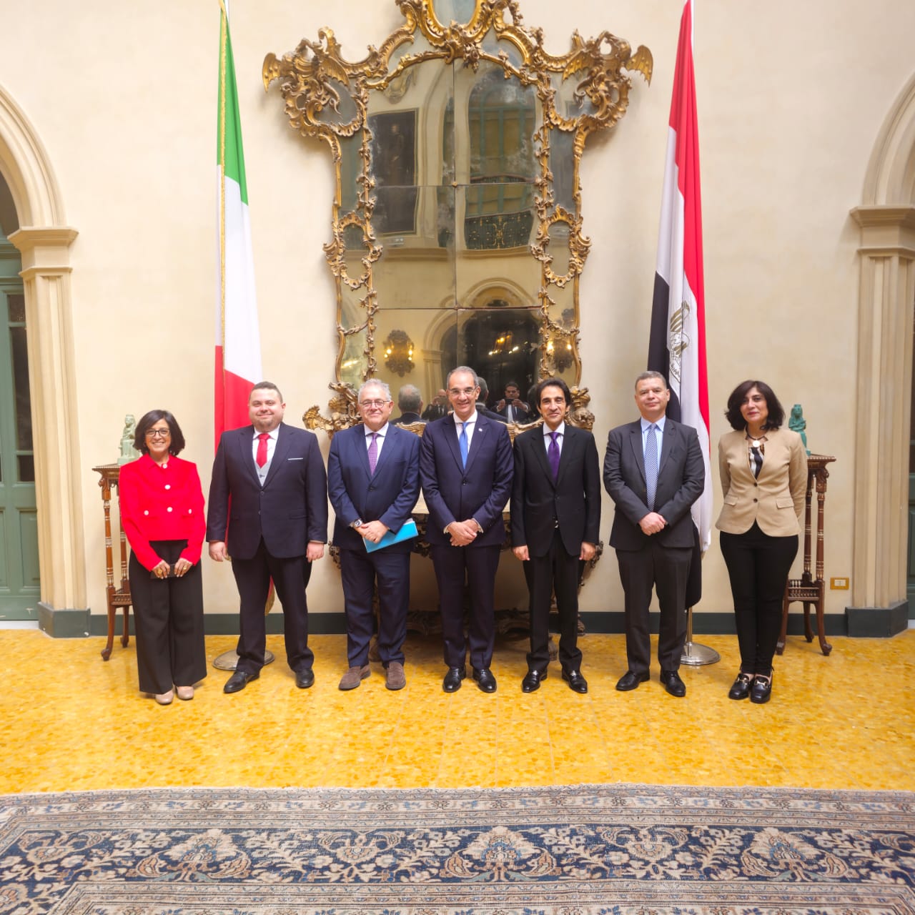 الدكتور عمرو طلعت وزير الاتصالات وتكنولوجيا المعلومات