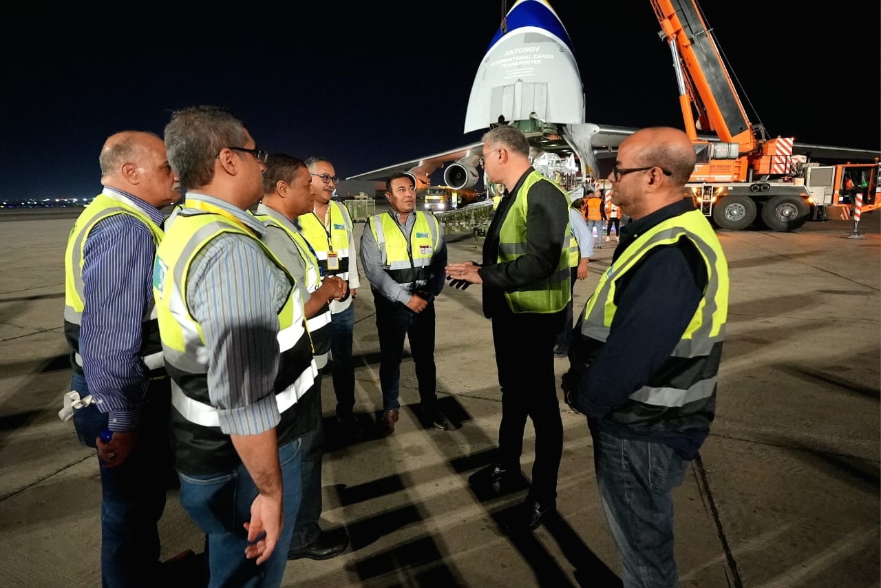 وصول أكبر ذراع تحميل بحري لمصر استعدادًا لتشغيل وحدة التغييز الرابعة