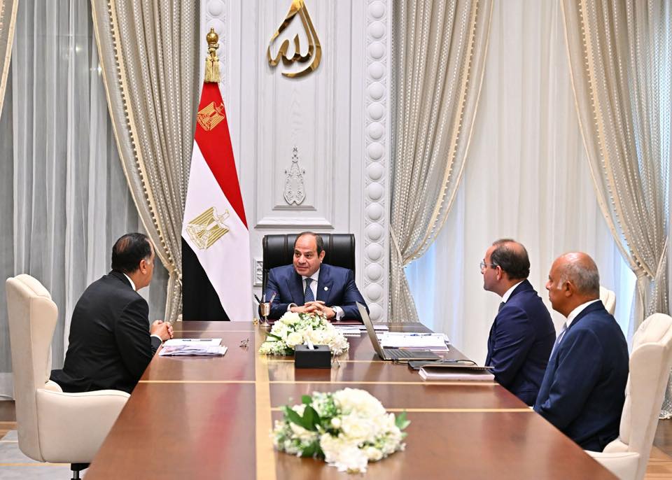 الرئيس السيسي يوجّه بمواصلة تعزيز الانضباط المالي وتوسيع مظلة الحماية الاجتماعية