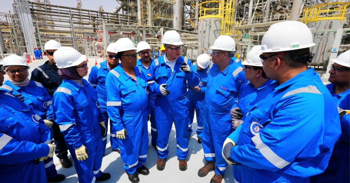 وزير البترول