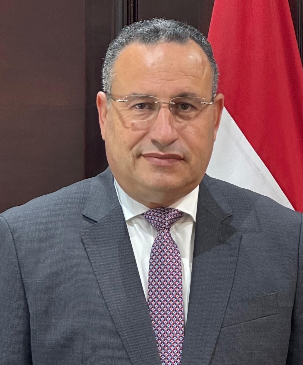 الدكتور عبدالعزيز قنصوة