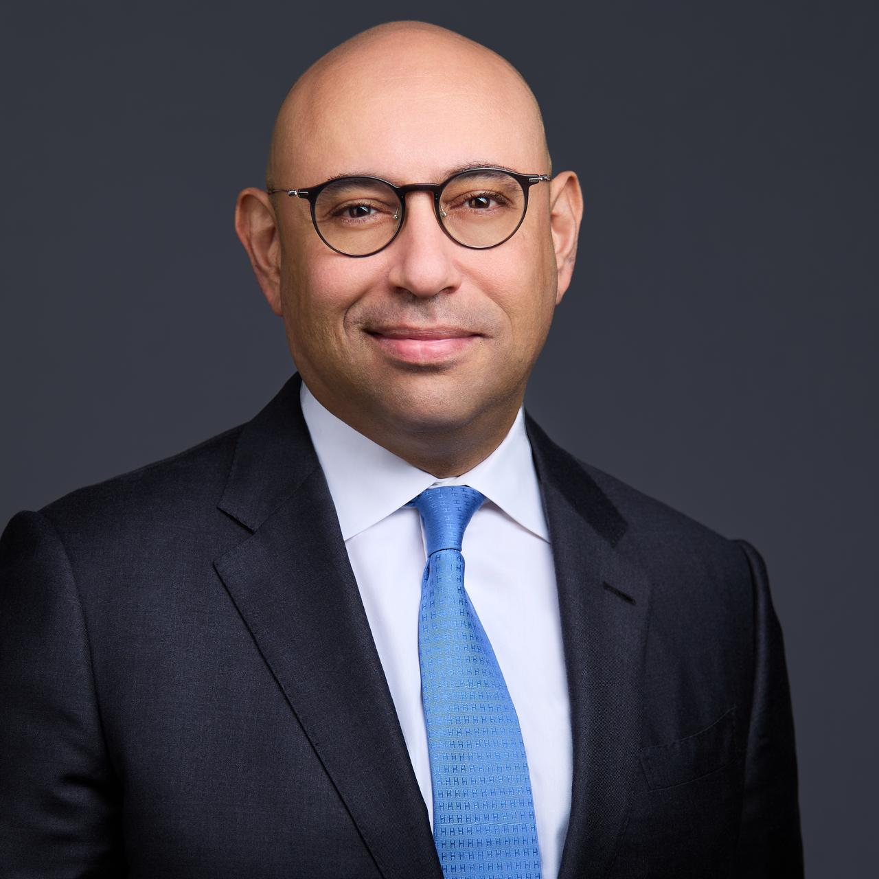 أحمد جلال إسماعيل، الرئيس التنفيذي لشركة "ماجد الفطيم القابضة